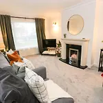 Maple House * Tadcaster