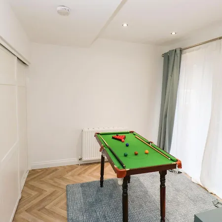 Maple House Holiday home