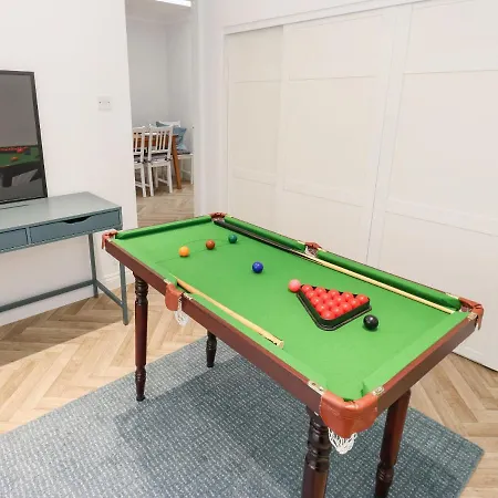 Maple House * Tadcaster